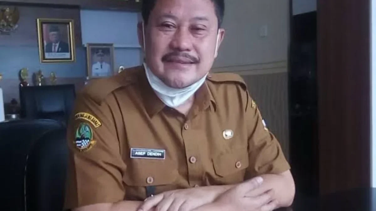 Ratusan Jabatan Kosong akan Terisi, Disdik KBB Siap Lantik Kepala Sekolah Kepala Dinas Pendidikan Bandung Barat, Asep Dendih saat ditemui diruang kerjanya. Dok Jabar Ekspres/Suwitno