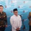 Menteri Koordinator Bidang Pemberdayaan Masyarakat (Menko PM), Muhaimin Iskandar saat dijumpai di Gedung Balairung Rudini IPDN Kampus Jatinangor, Kabupaten Sumedang. (Yanuar/Jabar Ekspres)