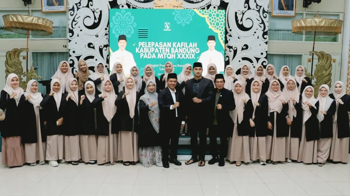 Lepas 157 Kafilah MTQH 39 Jabar, Bupati Kang DS Optimis Kabupaten Bandung Juara Umum