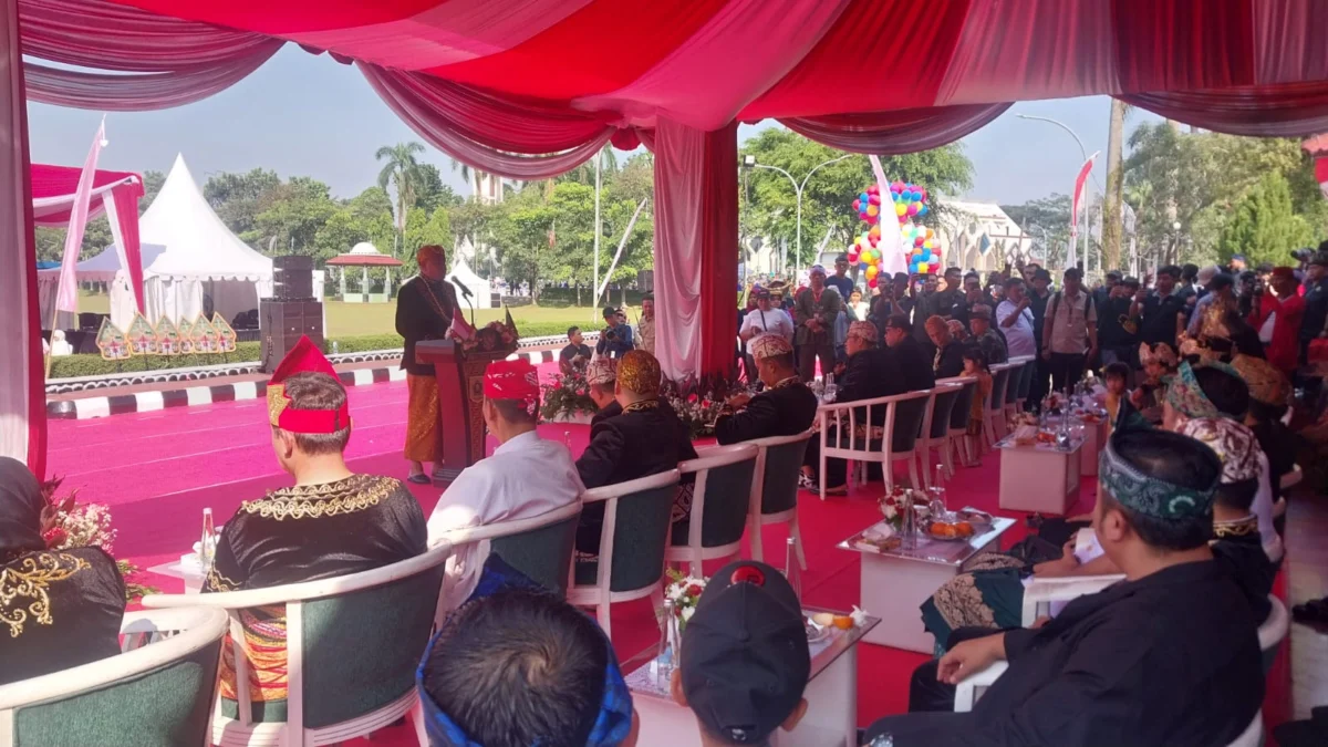 Tak Mau Telat, Bupati Bogor Rela Nginap di Pendopo demi Acara Helaran Budaya Tak Mau Telat, Bupati Bogor Rela Nginap di Pendopo demi Acara Helaran Budaya