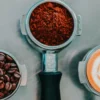 biji kopi dan bubuk kopi