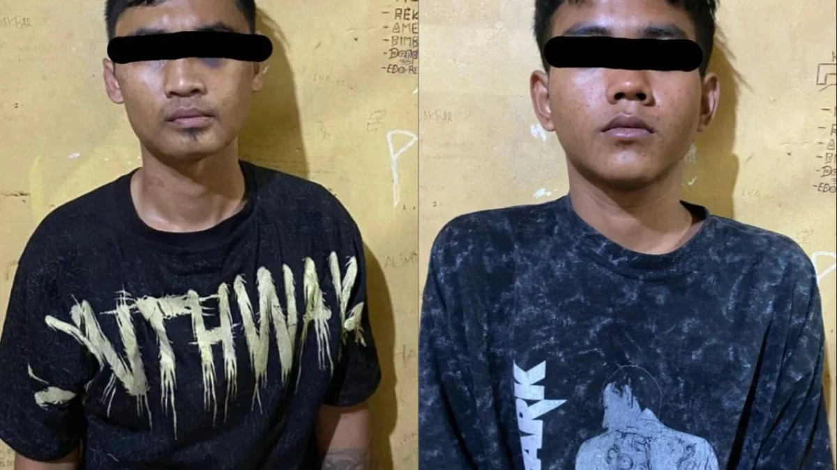 Kedua pelaku berinisial UR (28) dan MRS (18) diduga melakukan pencurian di sebuah rumah warga di Kampung Sukatinggal, Desa Patrolsari, Kecamatan Arjasari, Kabupaten Bandung, pada Rabu (11/6). Foto Istimewa