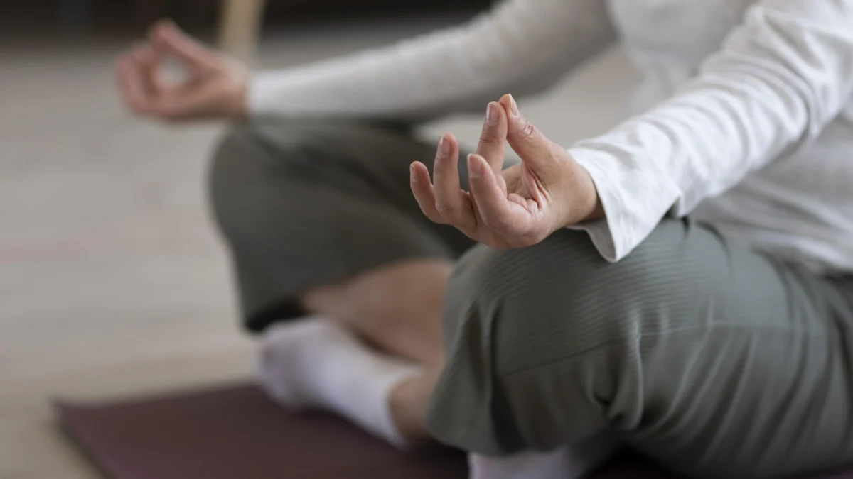 6 Aplikasi Meditasi yang Wajib Dicoba untuk Kesehatan Mental Lebih Baik