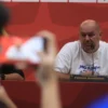 Pelatih Persib Bojan Hodak saat sesi konferensi pers seusai pertandingan. Foto Agi