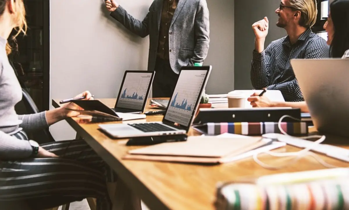 10 Ide Bisnis Modal Kecil Untung Besar yang Cocok di Era Digital ...