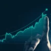 IHSG Cetak Rekor Tertinggi Tembus 7.366, Saham MBMA Naik 3,3 Persen
