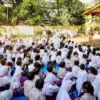 Iluastrasi siswa mengikuti aturan jam masuk sekolah di Kota Bandung. (dok.bandung.go.id)