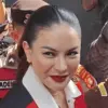 Bibir Merah Menyala Nikita Mirzani Curi Perhatian, ini Mereknya