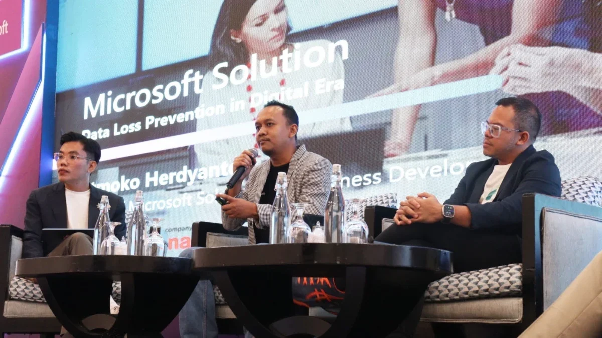 Head of Microsoft Solution and Business Development Telkomsigma Atmoko Herdyanto (tengah) dalam acara Business Insight "The Importance of Data Loss Prevention (DLP) in Digital Era" pada bulan Juni lalu.