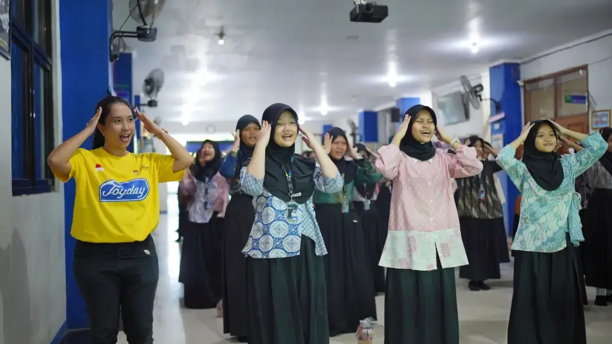 Peringati Hari Anak Nasional dan Hari Es Krim Sedunia, Joyday Bawa Edukasi Perlindungan Diri ke Sekolah Keseruan peringatan Hari Anak Nasional dan Hari Es Krim Sedunia,