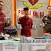 Konferensi Pers Kejati Lampung yang mengungkap kasus Korupsi pengelolaan dana nasabah BRI Pringsewu Lampung.
