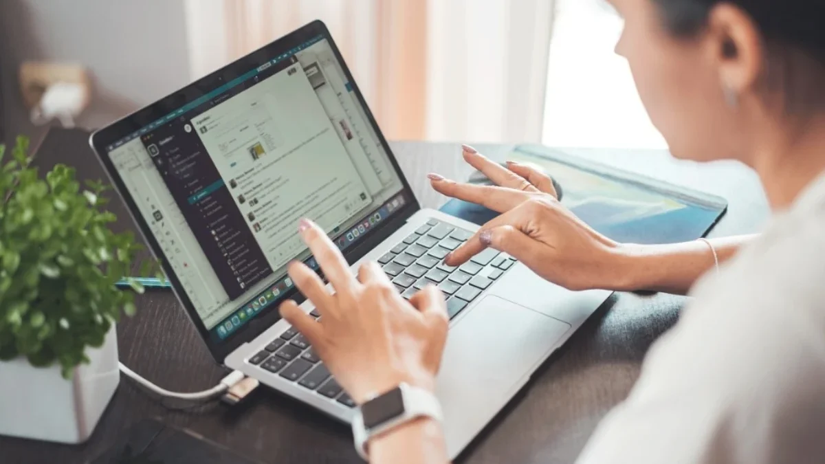 6 Cara Cari Uang dari Internet bagi Pemula di 2025, Lengkap dengan Cara Kerja dan Keuntungannya 6 Cara Cari Uang dari Internet bagi Pemula di 2025, Lengkap dengan Cara Kerja dan Keuntungannya