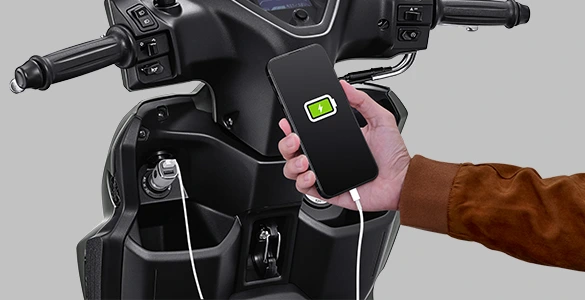 6 Motor Murah yang Sudah Ada Fitur USB Charger, Opsi Terbaik untuk Mobilitas Tinggi dan Ojol 6 Motor Murah yang Sudah Ada Fitur USB Charger, Opsi Terbaik untuk Mobilitas Tinggi dan Ojol