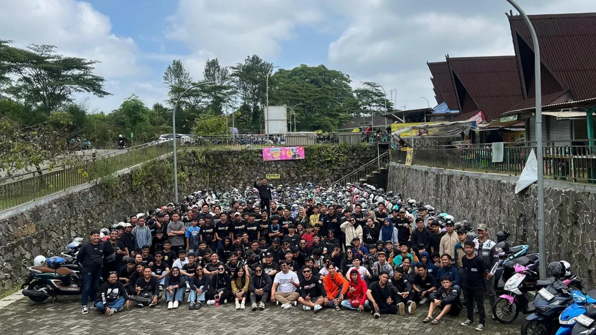Keseruan acara Scoopy Velocreativity yang digelar pada Sabtu, 6 Juli 2025 di Rest Area Gunung Mas, Puncak.