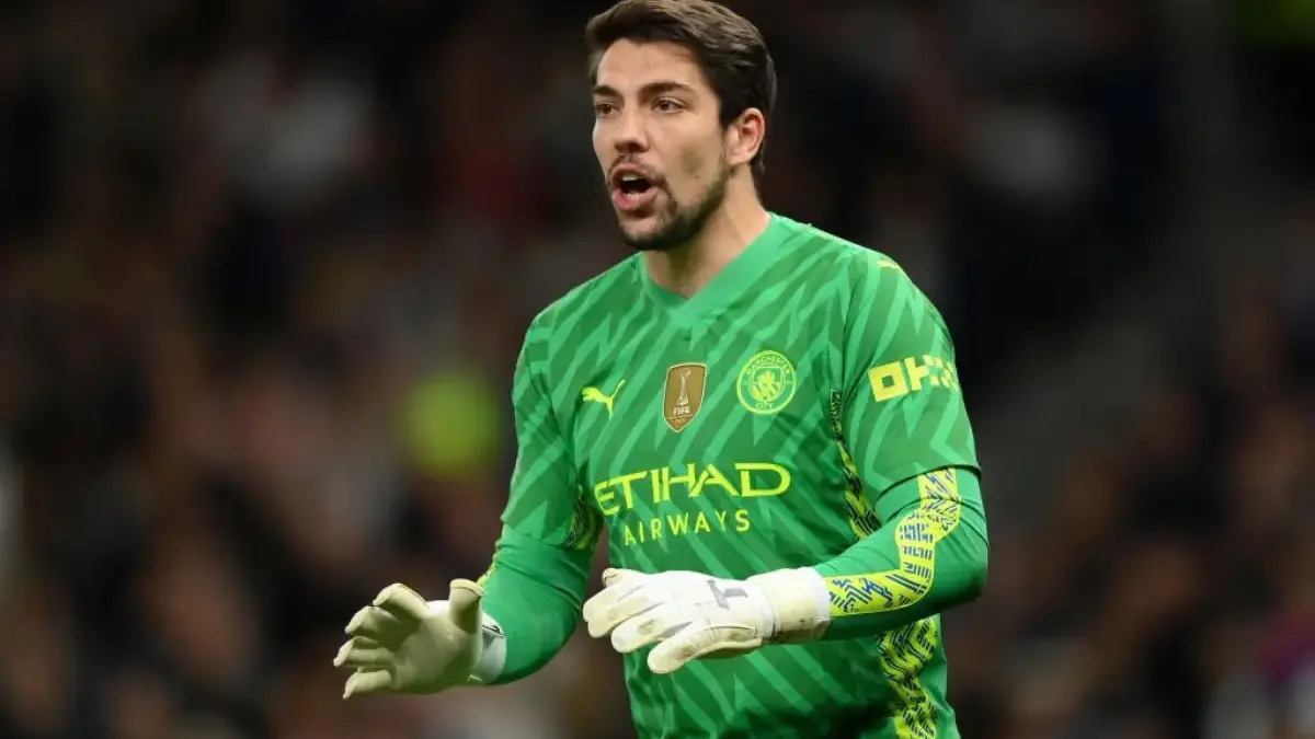 Ada Apa dengan MU? Cari Upgrade Andre Onana Malah Pepet Kiper Cadangan Man City Kiper cadangan Man City Stefan Ortega.