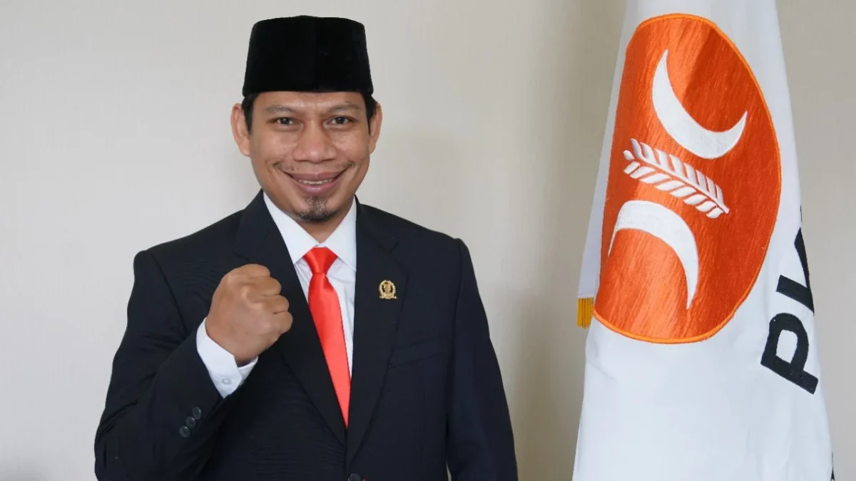Ketua Komisi IV DPRD Kota Bandung, Iman Lestariyono, menyatakan keraguan atas efektivitas kebijakan pembagian jam masuk sekolah yang diusulkan Pemkot Bandung.