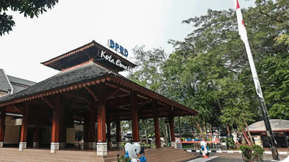 Konflik Memanas, Anggota DPRD Cimahi Ditetapkan sebagai Tersangka Kasus Pencemaran Nama Baik Konflik Memanas, Anggota DPRD Cimahi Ditetapkan sebagai Tersangka Kasus Pencemaran Nama Baik