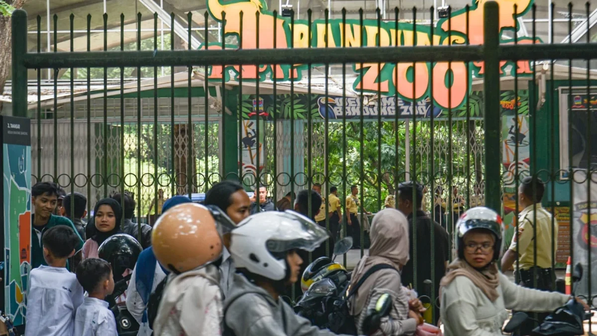 Tak Tahu Ada Penutupan, Pengunjung Kecewa Kebun Binatang Bandung Libur Hari Ini