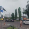 Tidak Ada Halte Bus Transjabodetabek Rute P11 di Sentul, Penumpang: Panas dan Cape