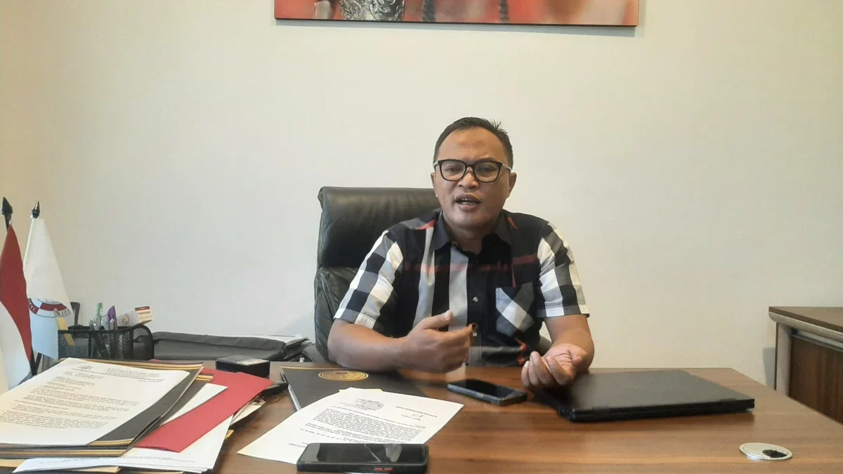 Viral Dugaan Kasus Asusila Dosen Cantik, Pengacara Suami Bongkar Perselingkuhan dan Bantah Tuduhan KDRT Viral Dugaan Kasus Asusila Dosen Cantik, Pengacara Suami Bongkar Perselingkuhan dan Bantah Tuduhan KDRT