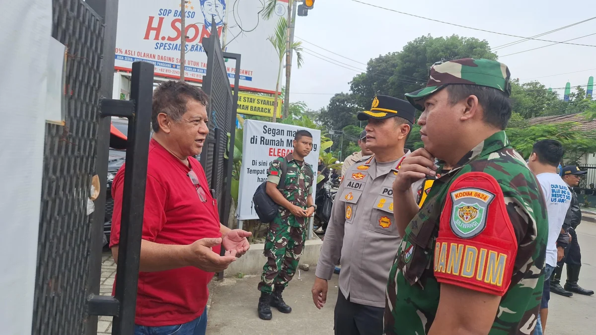 Polisi Tindak Tegas Parkir Liar Getok Harga Dua Kali Lipat di Sekitar Saat Laga Persib Lawan Port FC Polisi Tindak Tegas Parkir Liar Getok Harga Dua Kali Lipat di Sekitar Saat Laga Persib Lawan Port FC