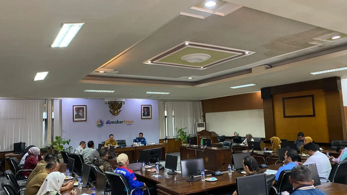 Regulasi Belum Jelas, Dewan Pengupahan Cimahi Pertanyakan Dasar Penetapan UMK 2026