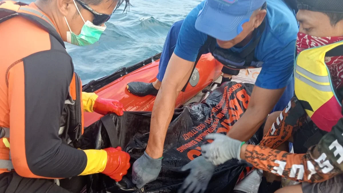 Pria Asal Kabupaten Bandung Ditemukan Tewas Usai menghilang di Pantai Sayang Heulang Garut