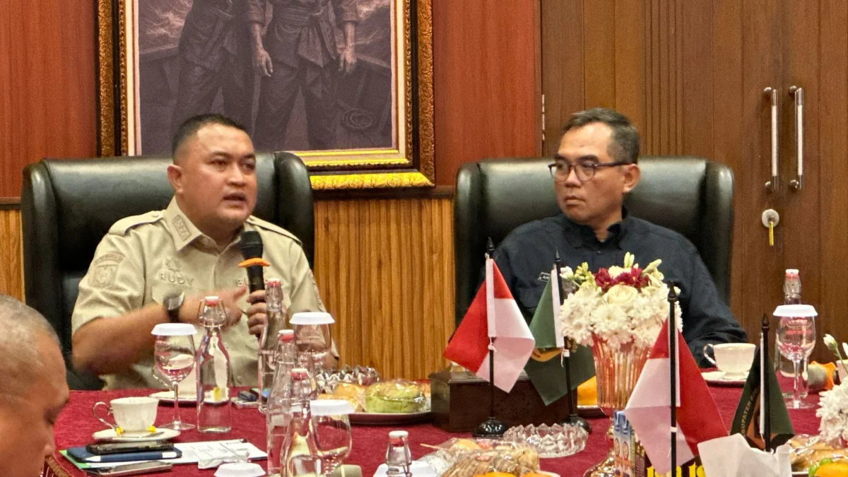 Gandeng Penggiat Lingkungan, Bupati Bogor Wacanakan Bangun Hutan Kota Bupati Bogor Rudy Susmanto