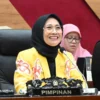 Ketua Komisi X DPR RI, Hetifah Sjaifudian, menegaskan bahwa pemerataan pendidikan di daerah tertinggal, terdepan, dan terluar (3T) serta wilayah marginal memerlukan kolaborasi lintas sektor yang lebih kuat dan terarah.