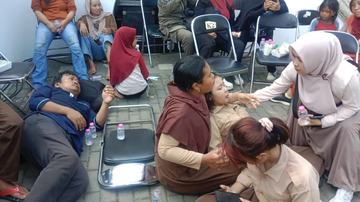 Pesta Rakyat Berujung Maut, Polisi Jelaskan Kronologi Awal Tragedi yang Menyebabkan 3 Orang Korban Meninggal Dunia di Garut Pesta rakyat di Garut menelan korban jiwa