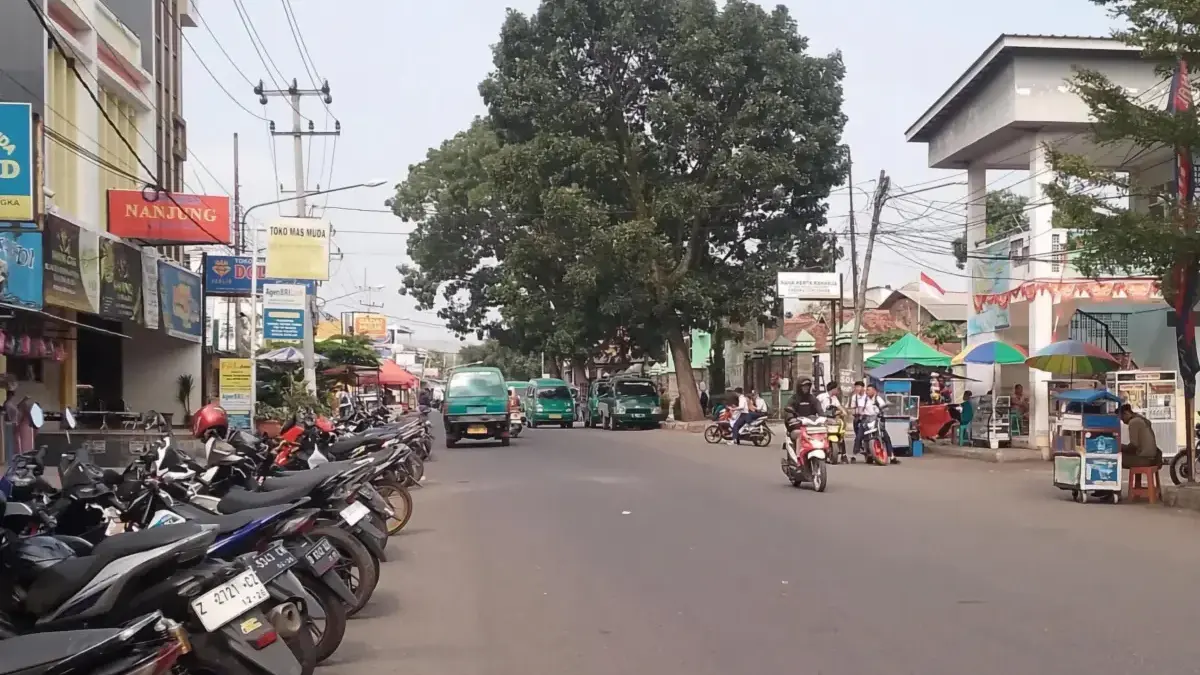 Hak Pejalan Kaki di Kabupaten Bandung Masih Terabaikan, Seperti Daerah Tak Layak Huni! 