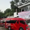 Larangan Study Tour Belum Dicabut, Massa Solidaritas Pekerja Pariwisata Kompak Pasang Spanduk Terbuka