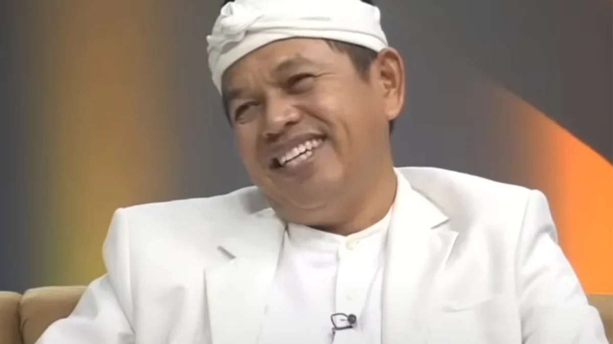 Kebijakan Ugal-ugalan KDM: Ramai-Ramai Tantang Rombel 50 Siswa Kebijakan Gubernur Jawa Barat Dedi Mulyadi (KDM) yang menetapkan rombongan belajar atau rombel 50 siswa per kelas untuk SMA/SMK negeri pada tahun ajaran 2025/2026 memicu kegaduhan di kalangan pelaku pendidikan. (ISTIMEWA)