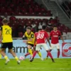 Lagi Berlangsung! Ini Link Live Streaming Liga Indonesia All-Stars vs Arema FC Piala Presiden 2025