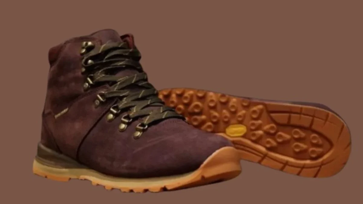 5 Rekomendasi Sepatu Gunung Paling Hits dan Terbaik di Kalangan Pendaki Tahun 2025 Sepatu Gunung Paling Hits