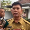 Rudianto, salah satu pejabat di KCD Pendidikan wilayah Xlll Ciamis saat diwawancara awak media belum lama ini. (Cecep Herdi/Jabar Ekspres)