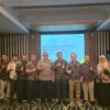 Dinas Tenaga Kerja (Disnaker) bersama BPJS Ketenagakerjaan. (foto/Mong)
