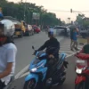 Sejumlah Bobotoh sedang mencari parkir di area Si Jalak Harupat/H Priyadi/Jabar Ekspres/