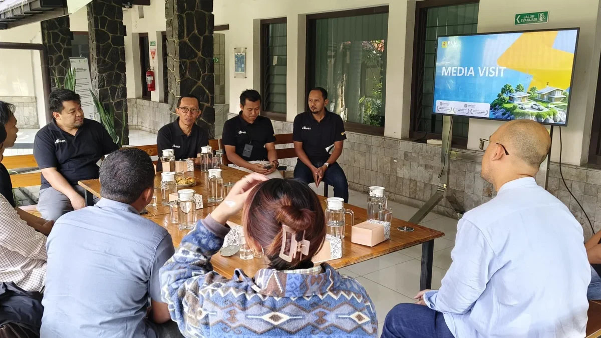 Melalui Media Visit, PLN Icon Plus SBU Regional Jawa Barat Mengajak Media Untuk Mendorong Green Energy