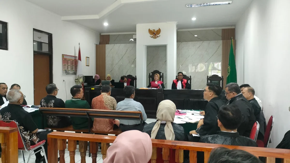 Dok. Sidang lanjutan kasus dugaan korupsi lahan kebun bintang Bandung. Kamis (10/7). Foto. Sandi Nugraha.
