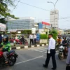 Dinas Perhubungan (Dishub) Kabupaten Bogor menertibkan parkir liar di Simpang Cibinong yang kerap mengalami kepadatan.