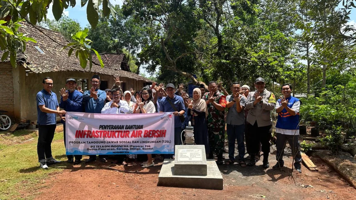 Aksi Sosial, Telkom Bangun 51 Sarana Air Bersih dan Sanitasi Layak di Lima Kota/Kabupaten Bantuan sanitasi air bersih di Dusun Batu Lumbung Desa Bijak, Batukliang, Lombok Tengah.