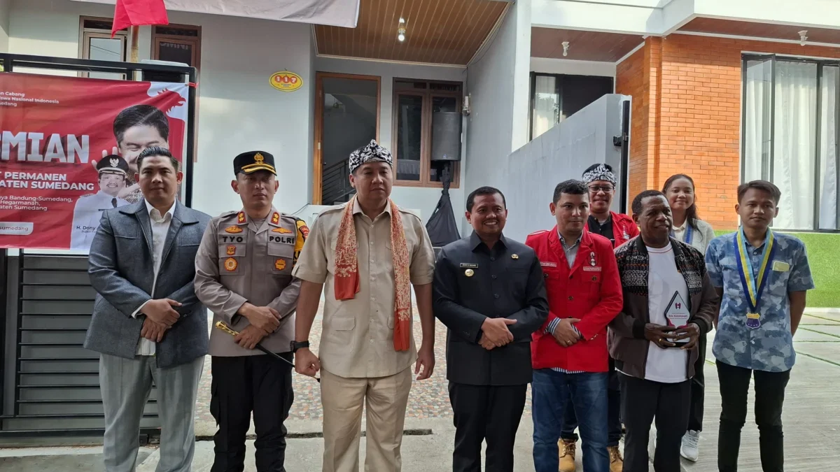 Bupati Sumedang, Dony Ahmad Munir dan Menteri PKP, Maruarar Sirait Resmikan Kantor GMNI Sumedang*