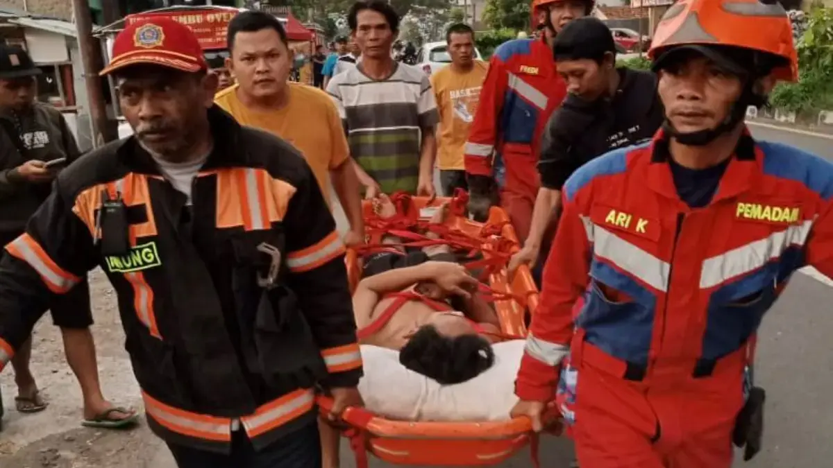 Niat Kejar Layangan, Remaja di Soreang Alami Luka Bakar Tersengat Listrik Tegangan Tinggi