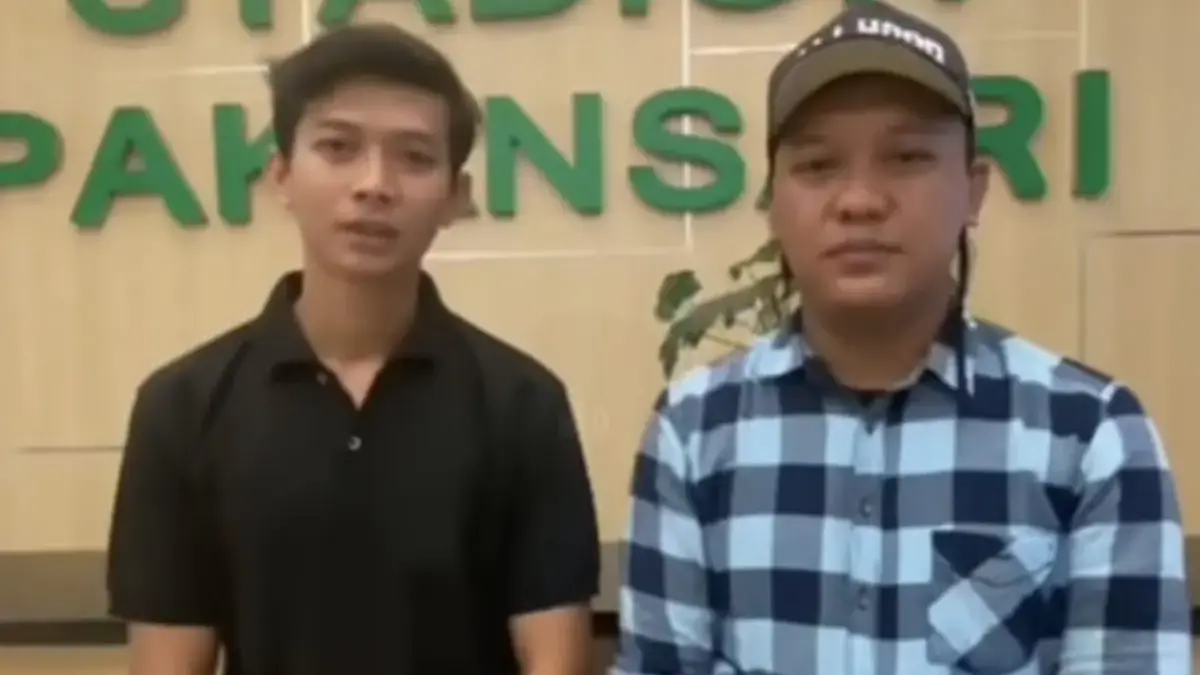 Heboh Konten Video Tidak Senonoh di Pakansari, Pemilik Akun Minta Maaf Ke Pemkab Bogor Pemilik akun bemskuy dan Elang.mv saat meminta maaf kepada Pemkab Bogor. Foto : SS Video