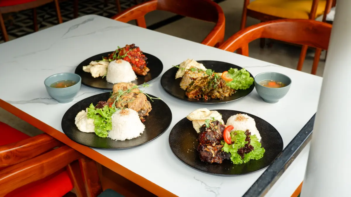 Obrolan Berbuntut Makan: Sajian Penuh Cita Rasa dalam Nuansa Heritage di de Braga by ARTOTEL Obrolan Berbuntut Makan: Sajian Penuh Cita Rasa dalam Nuansa Heritage di de Braga by ARTOTEL