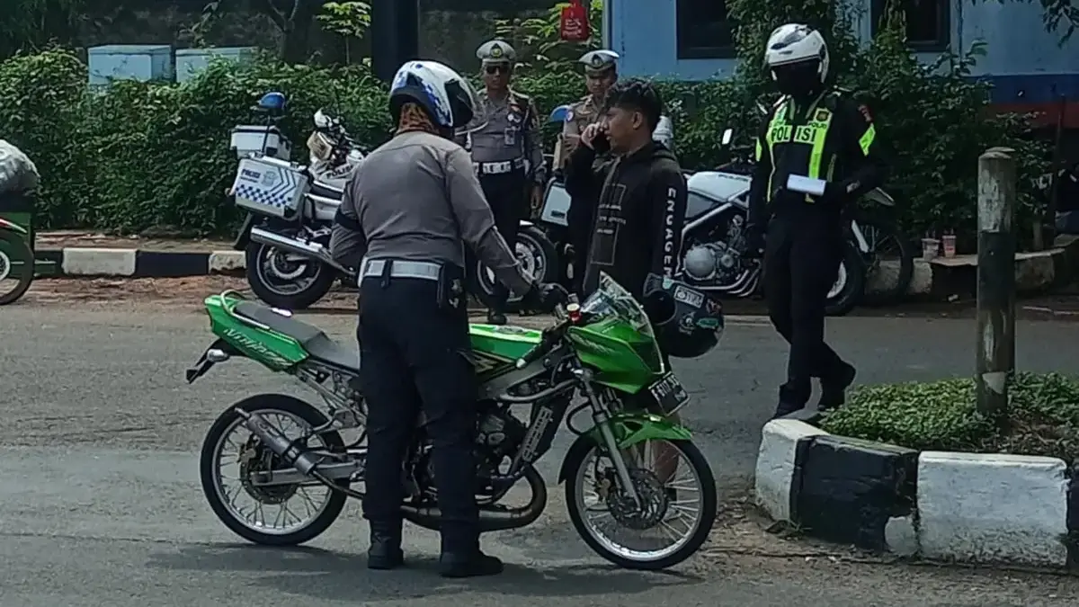 Operasi Patuh Lodaya 2025 di Bogor, 7.151 Pengendara Ditindak dan 35 Kecelakaan Terjadi Operasi Patuh Lodaya 2025 Selesai, Satlantas Polres Bogor Tindak 7.151 Pengendara