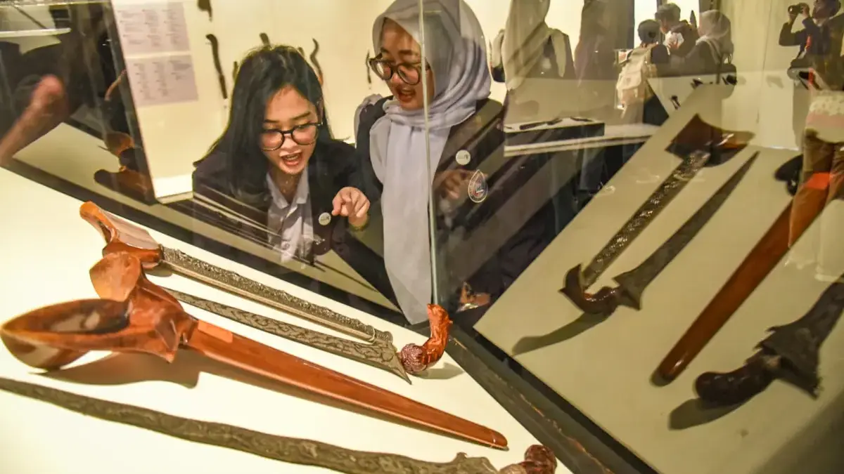 Pameran Nasional, Ratusan Pusaka Dipajang di Museum Sri Baduga Pameran Nasional, Ratusan Pusaka Dipajang di Museum Sri Baduga