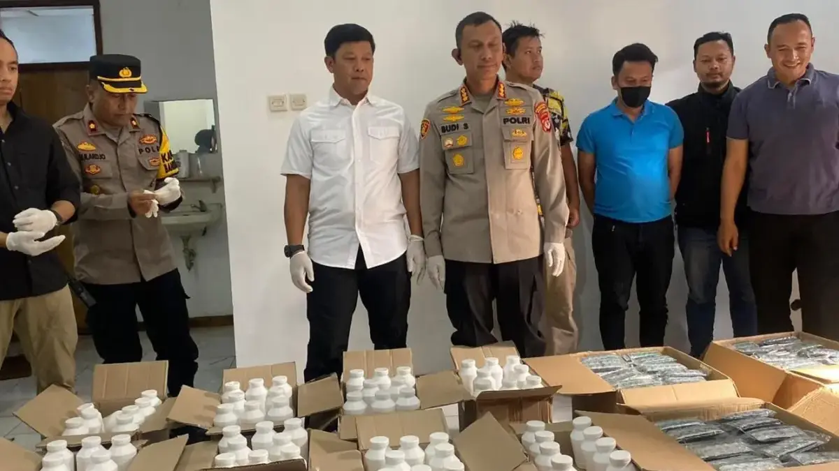 Polisi Ungkap 1,4 Juta Butir Obat Keras, Jaringan di Batununggal Terbongkar