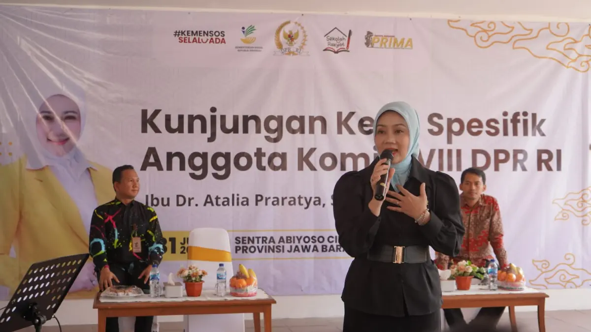 Atalia Kunjungi Sekolah Rakyat Cimahi, Alternatif Pendidikan di tengah Padatnya Rombel Sekolah Umum Atalia Kunjungi Sekolah Rakyat Cimahi, Alternatif Pendidikan di tengah Padatnya Rombel Sekolah Umum